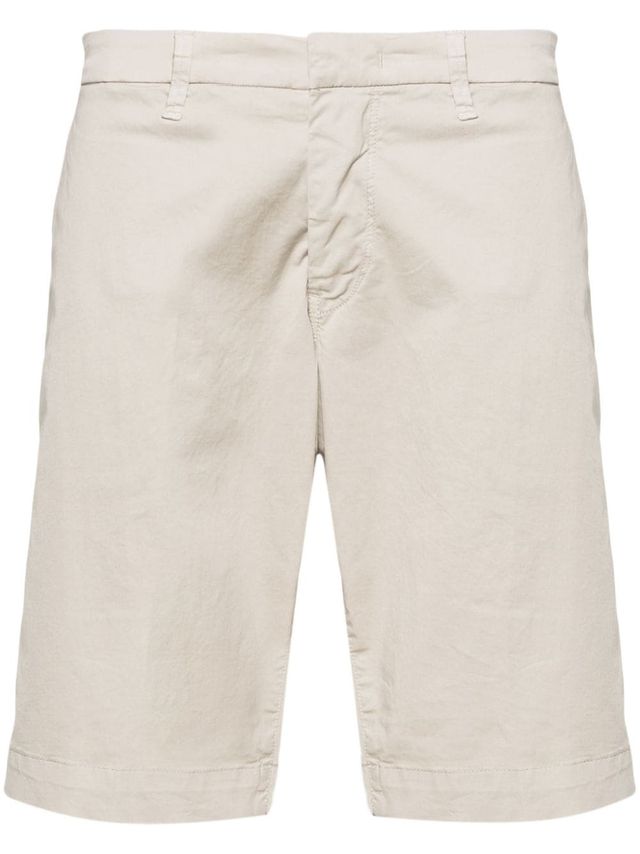 Offerta Bermuda uomo chino